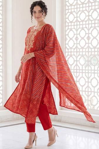 Women Ethnic Motifs Printed Mirror Work Cotton Kurta with Trousers & With Dupatta