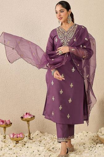 Ethnic Motifs Embroidered Thread Work Straight Kurta With Trousers & Dupatta