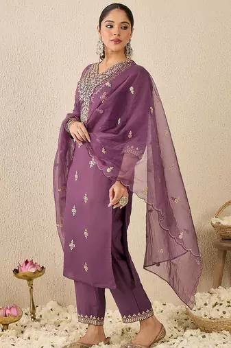 Ethnic Motifs Embroidered Thread Work Straight Kurta With Trousers & Dupatta