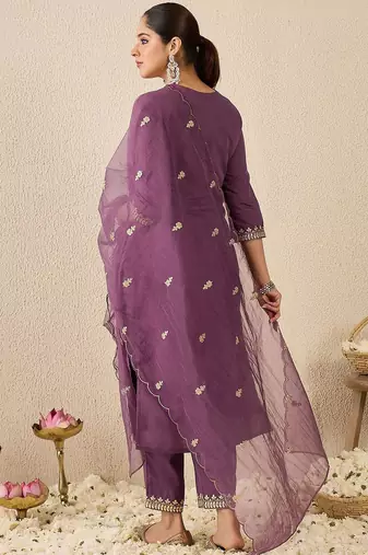 Ethnic Motifs Embroidered Thread Work Straight Kurta With Trousers & Dupatta