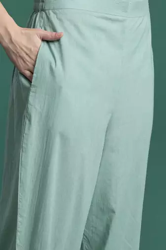 Floral Embroidered Thread Work Linen Kurta with Trousers & With Dupatta