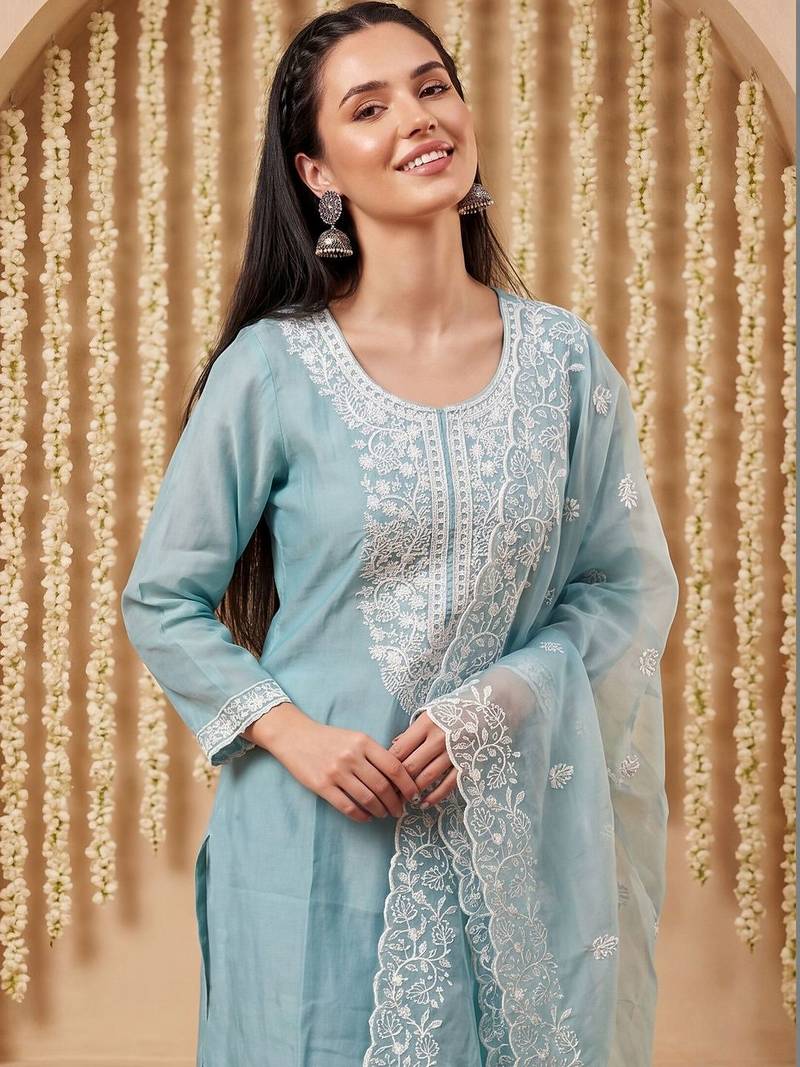 Women Ethnic Motifs Embroidered Regular Chikankari Kurta with Trousers & With Dupatta