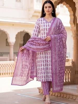 Women Paisley Printed Regular  Cotton Kurta with Trousers & With Dupatta 4