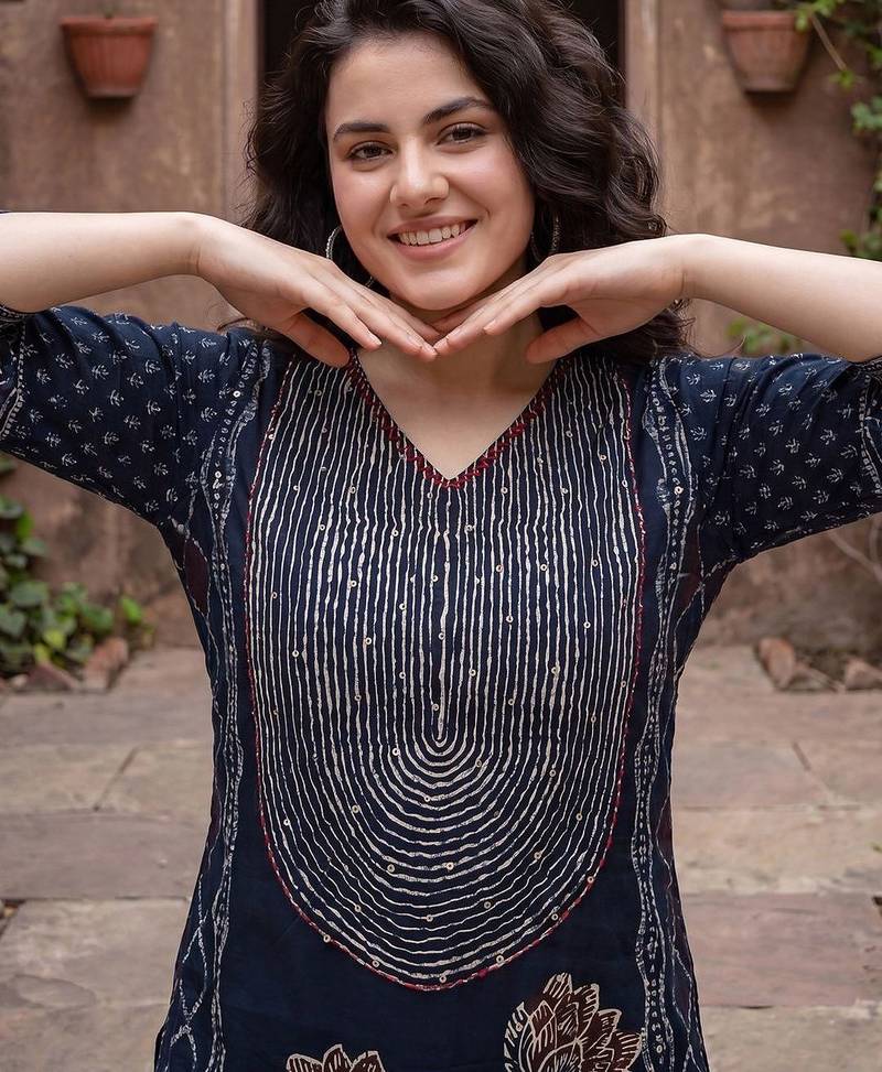 Women Ethnic Motifs Printed Regular  Cotton Kurta with Trousers & With Dupatta