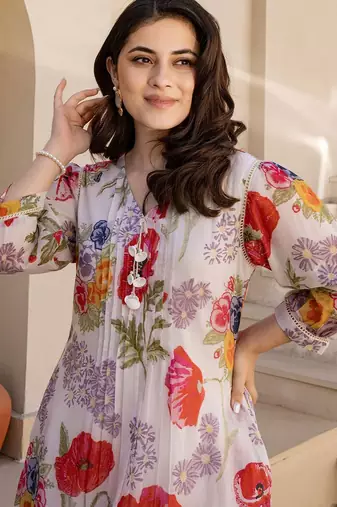 Women Floral Printed V-Neck  Cotton A-Line Kurta with Trouser