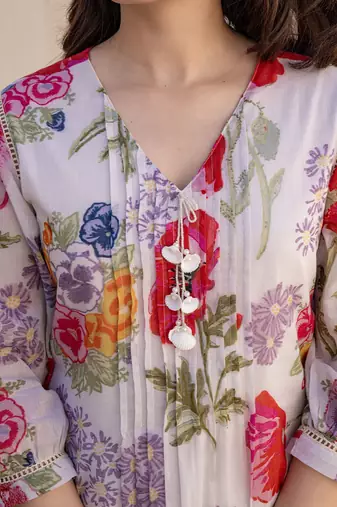 Women Floral Printed V-Neck  Cotton A-Line Kurta with Trouser