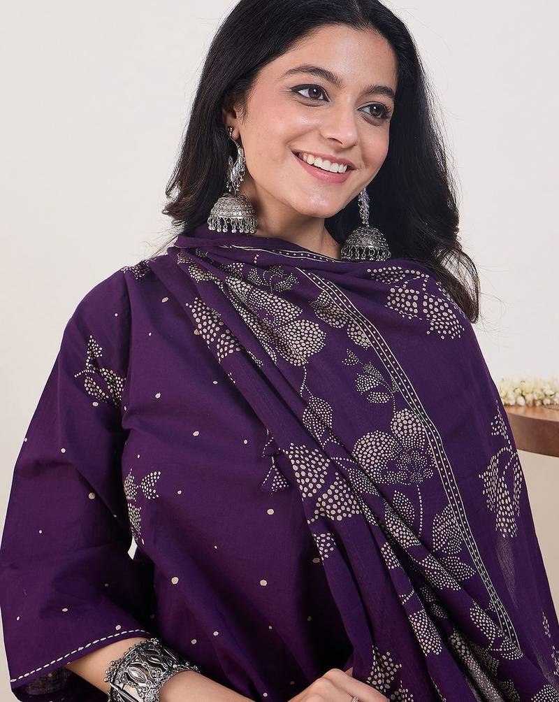 Ethnic Motifs Printed V-Neck  Cotton Anarkali Kurta With Trousers & Dupatta