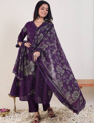 Ethnic Motifs Printed V-Neck  Cotton Anarkali Kurta With Trousers & Dupatta 1