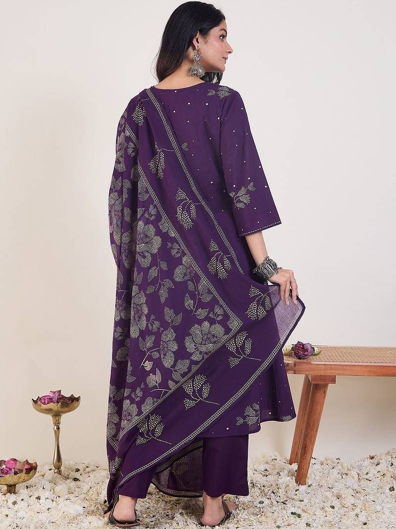 Ethnic Motifs Printed V-Neck  Cotton Anarkali Kurta With Trousers & Dupatta