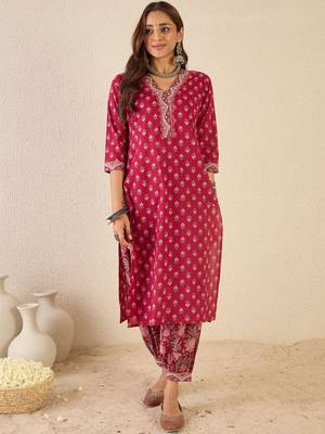 Women Floral Printed Regular V-Neck Kurta with Salwar & Dupatta 5