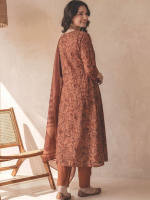 Women Ethnic Motifs Printed Empire Sequinned  Cotton Kurta with Trousers & With Dupatta 4