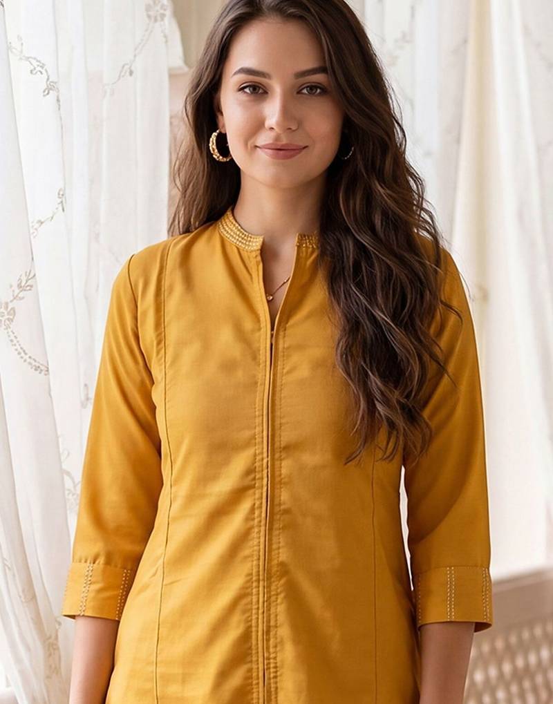 Women Regular Thread Work Kurta with Trousers