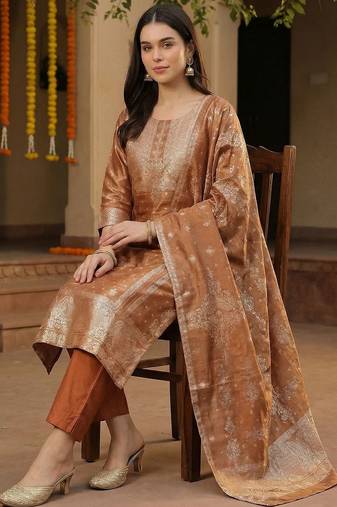 Women Kurta with Trousers & With Dupatta