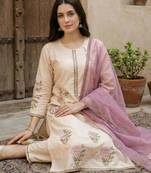 Women Floral Embroidered Regular Thread Work Kurta with Trousers & With Dupatta