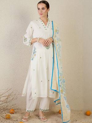 Floral Embroidered Thread Work  Cotton Kurta With Trouser & Dupatta 2