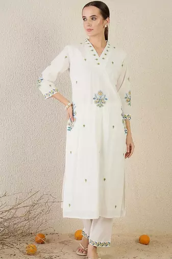 Floral Embroidered Thread Work  Cotton Kurta With Trouser & Dupatta
