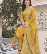 Women Printed Regular  Cotton Kurta with Palazzos & With Dupatta