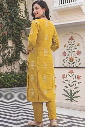 Women Printed Regular  Cotton Kurta with Palazzos & With Dupatta