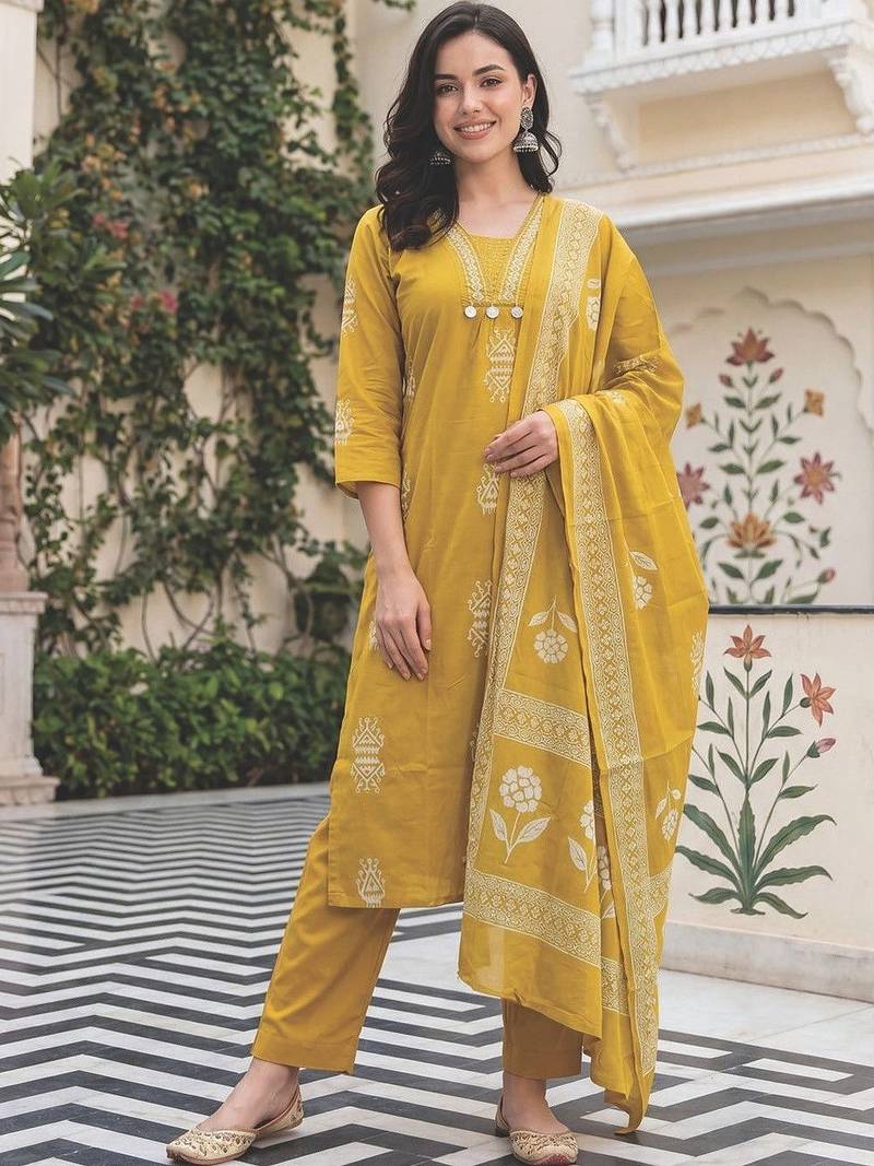 Women Printed Regular  Cotton Kurta with Palazzos & With Dupatta
