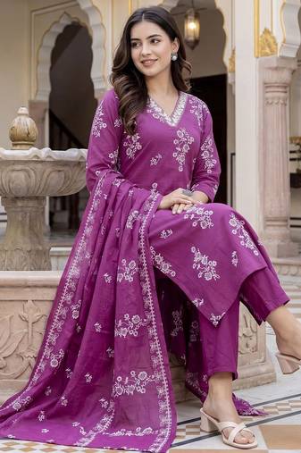 Women Floral Printed Sequinned Cotton Kurta with Trousers & With Dupatta