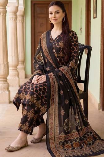 Women Ethnic Motifs Printed Cotton Kurta with Trousers & With Dupatta