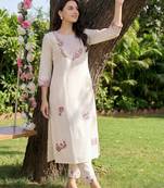 Women Floral Embroidered Regular Thread Work Kurta with Trousers