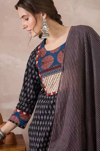 Women Ethnic Motifs Printed Regular  Cotton Kurta with Trousers & With Dupatta