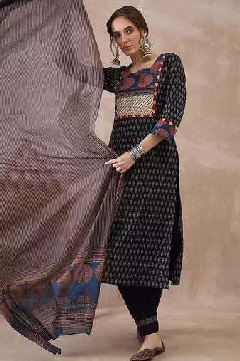 Women Ethnic Motifs Printed Regular  Cotton Kurta with Trousers & With Dupatta