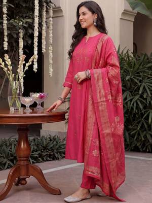 Ethnic Motifs Embroidered Thread Work Kurta with Trousers & With Dupatta 4