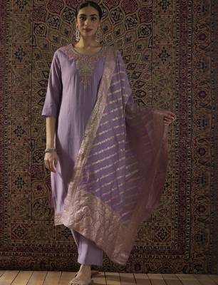 Ethnic Motifs Embroidered Thread Work Straight Kurta With Trousers & Dupatta 4