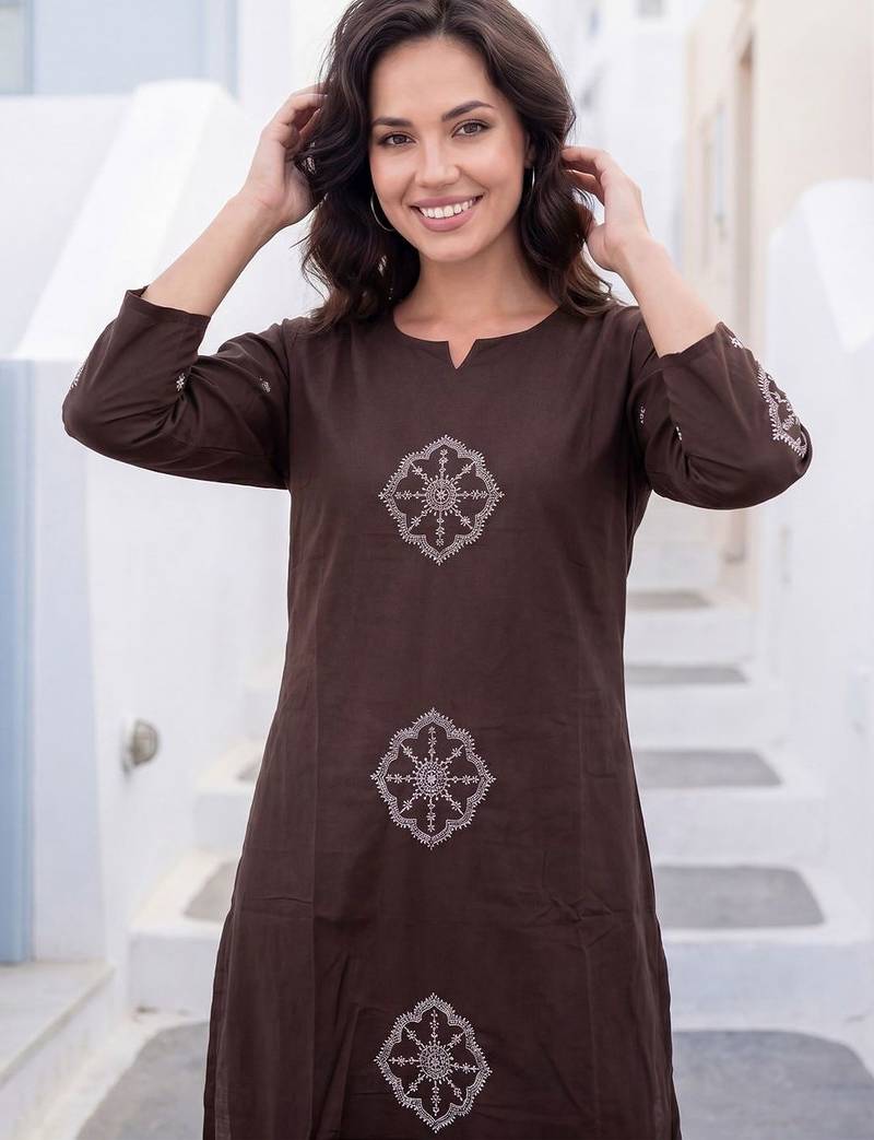 Women Ethnic Motifs Embroidered Regular Thread Work  Cotton Kurta with Trousers
