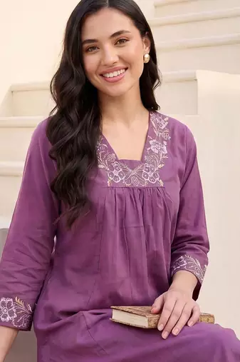 Women Ethnic Motifs Embroidered Regular Thread Work Pure Cotton Kurta with Trousers