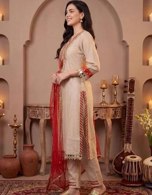 Women Ethnic Motifs Embroidered Regular Thread Work Kurta with Trousers & With Dupatta 3