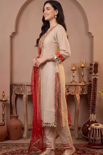 Women Ethnic Motifs Embroidered Regular Thread Work Kurta with Trousers & With Dupatta