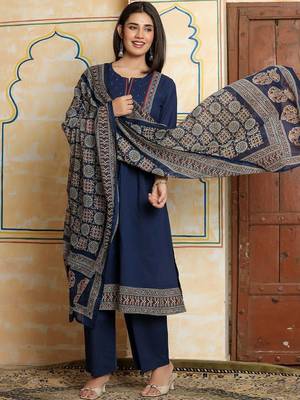 Women Ethnic Motifs Regular Thread Work  Cotton Kurta with Trousers & With Dupatta 2