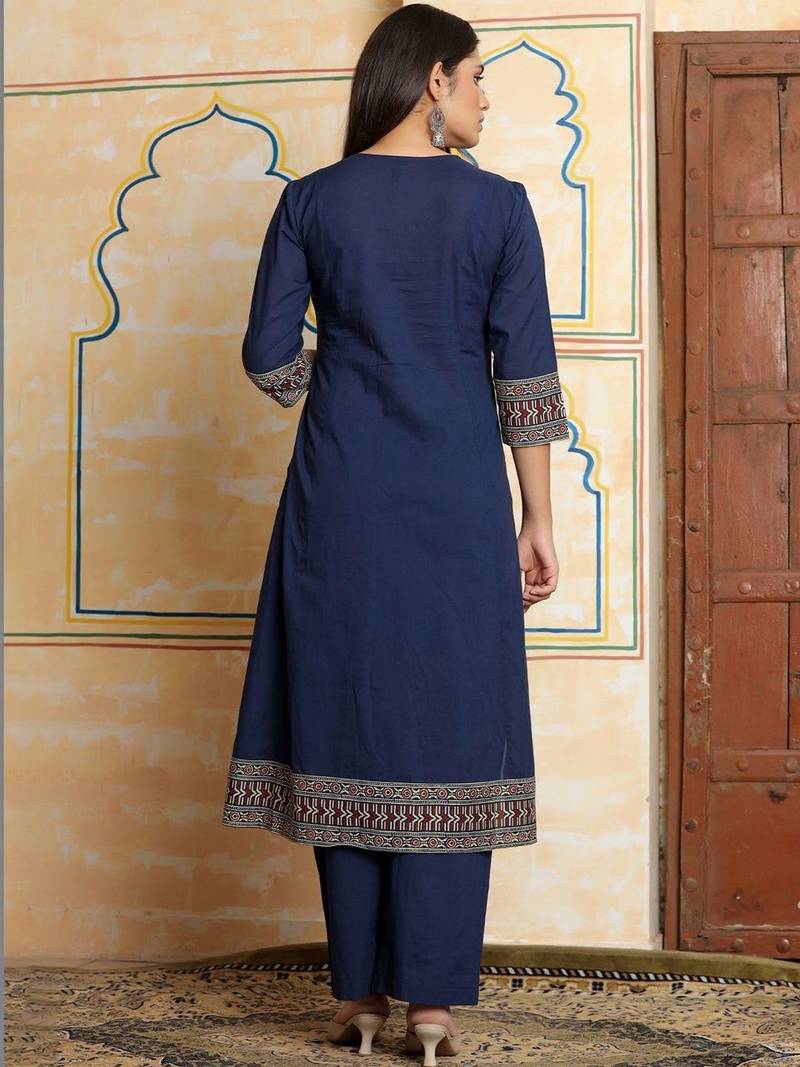 Women Ethnic Motifs Regular Thread Work  Cotton Kurta with Trousers & With Dupatta