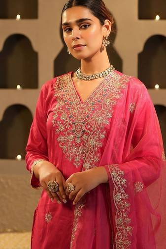 Women Ethnic Motifs Embroidered Sequinned Kurta with Trousers & Dupatta