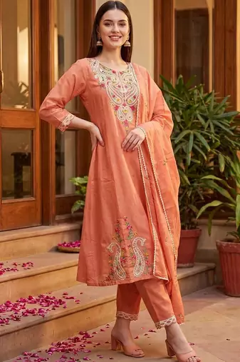 Women Ethnic Motifs Embroidered Regular Thread Work Kurta with Trousers & With Dupatta