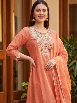 Women Ethnic Motifs Embroidered Regular Thread Work Kurta with Trousers & With Dupatta 2