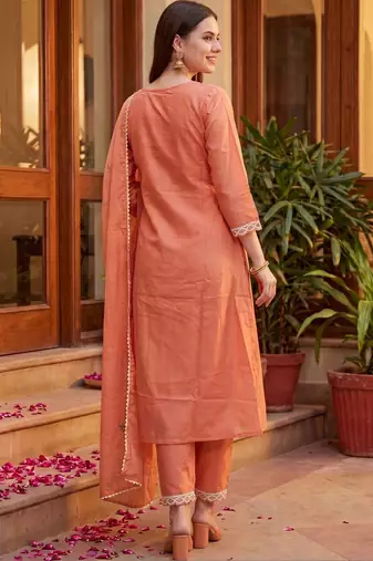 Women Ethnic Motifs Embroidered Regular Thread Work Kurta with Trousers & With Dupatta