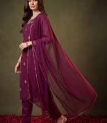 Women Ethnic Motifs Printed Regular Gotta Patti Kurta with Trousers & With Dupatta