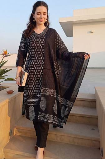 Women Ethnic Motifs Printed Regular  Cotton Kurta with Trousers & With Dupatta
