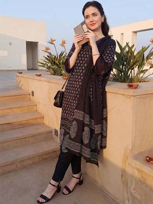 Women Ethnic Motifs Printed Regular  Cotton Kurta with Trousers & With Dupatta 3