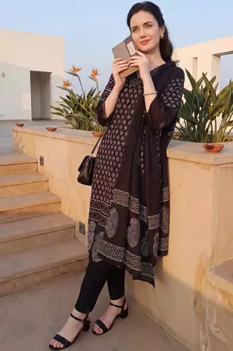 Women Ethnic Motifs Printed Regular Pure Cotton Kurta with Trousers & With Dupatta
