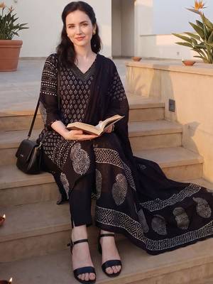 Women Ethnic Motifs Printed Regular  Cotton Kurta with Trousers & With Dupatta 5
