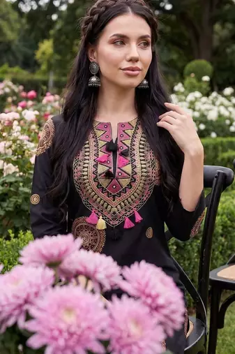 Women Ethnic Motifs Embroidered Regular Thread Work  Cotton Kurta with Trousers