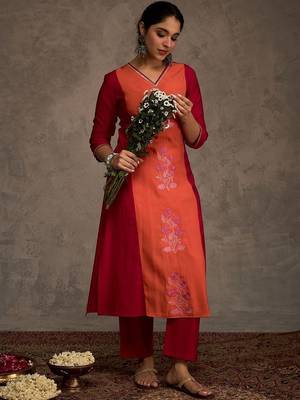 Women Floral Embroidered Anarkali Kurta with Trousers 2