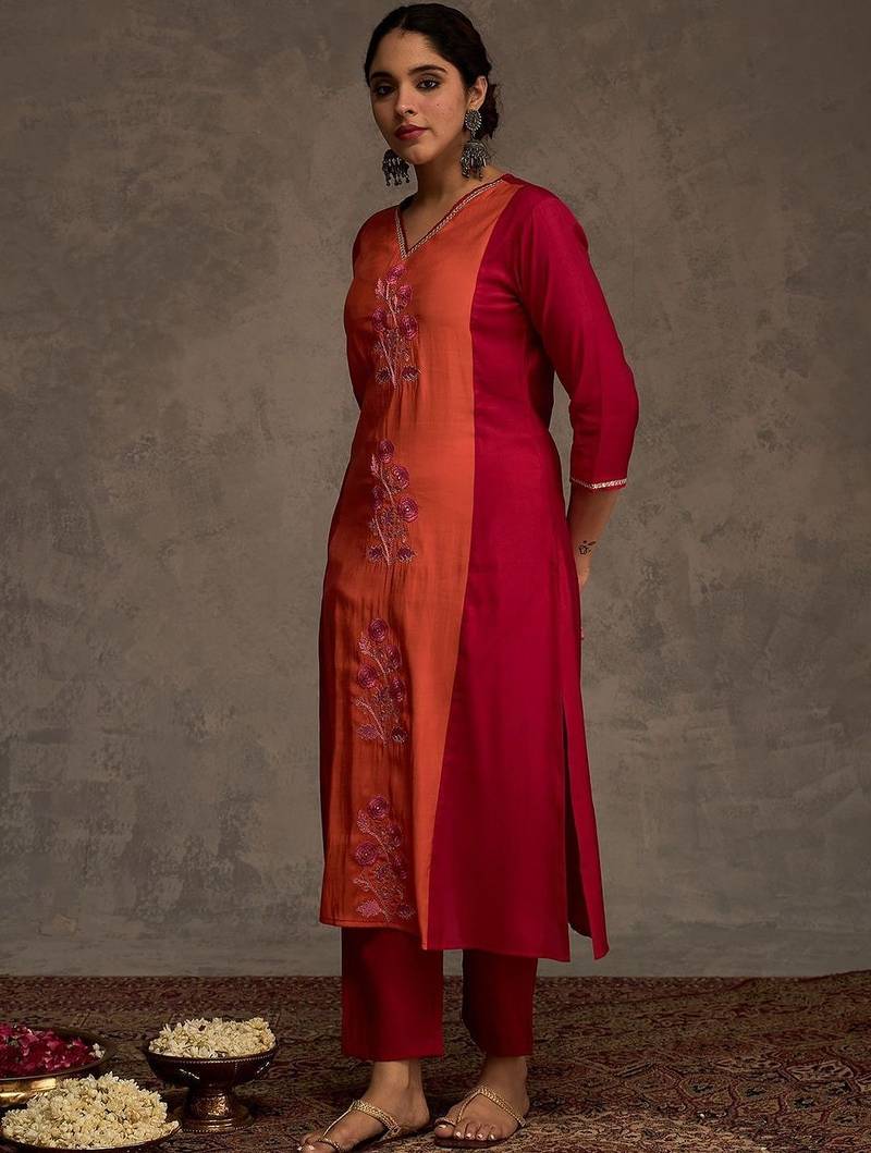 Women Floral Embroidered Anarkali Kurta with Trousers