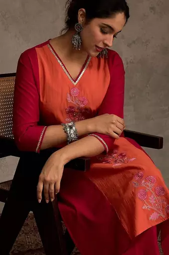 Women Floral Embroidered Anarkali Kurta with Trousers