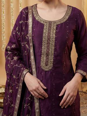 Women Ethnic Motifs Embroidered Regular Sequinned Kurta with Trousers & With Dupatta 3
